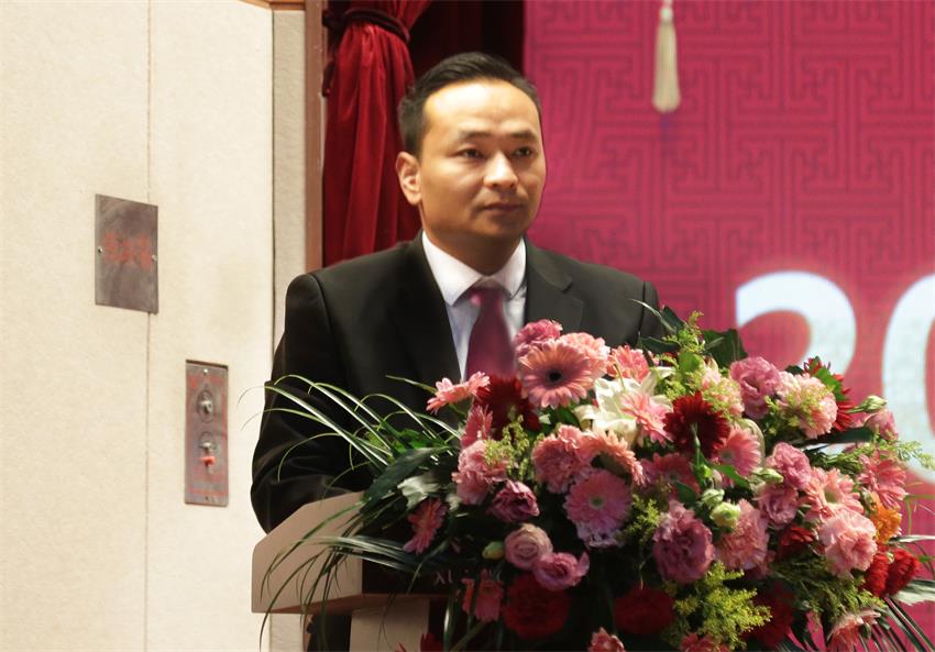 集团副总、纪委副书记张成彪同志作华体育网页版登录入口_华体育（中国）“关于2018年违纪违规及重大事故责任单位的通报及处理决定”