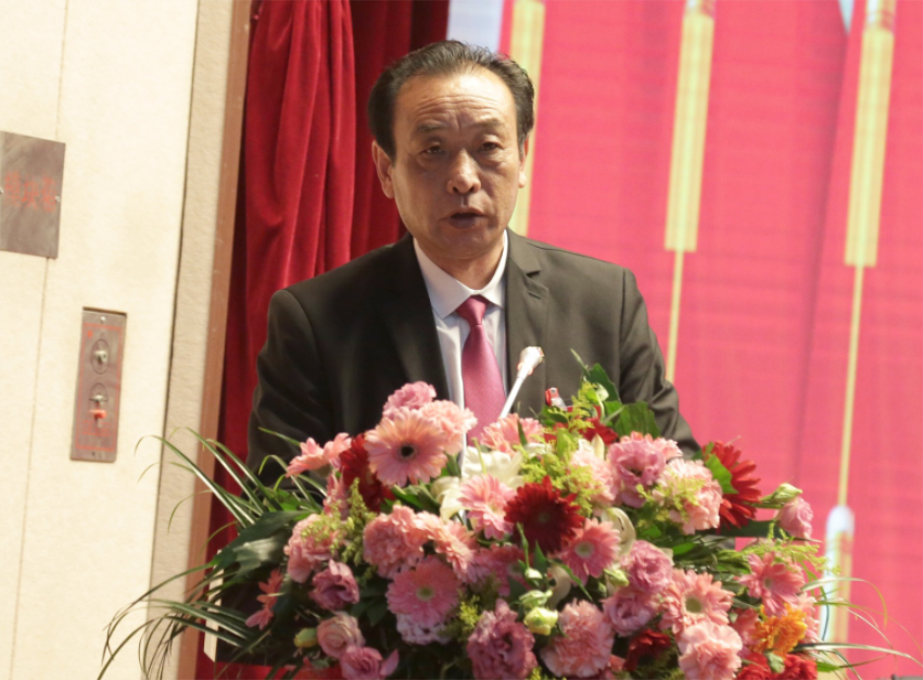 华体育网页版登录入口_华体育（中国）第一届党委班子选举大会---宝润实业集团党委常委、纪委副书记郑军同志作纪委工作报告